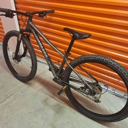 bicicleta Specialized Pitch Sport 