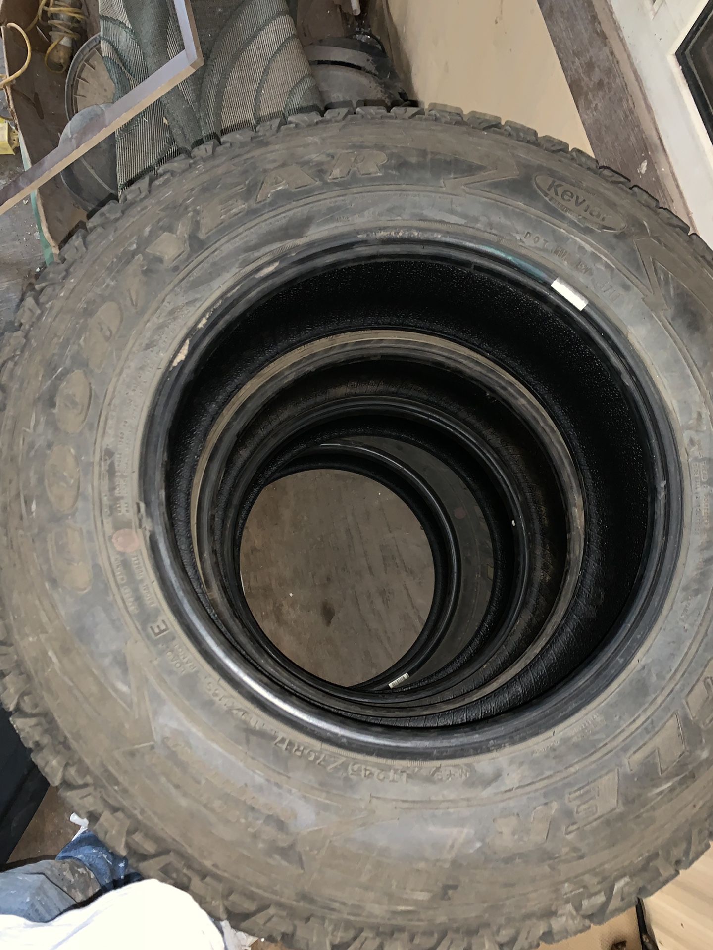 Good year tires LT 245/70 R 17