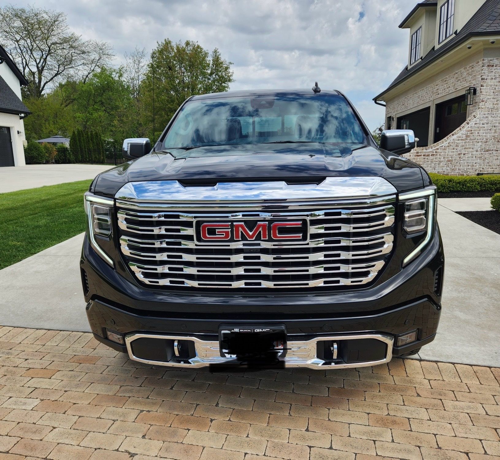 2025 GMC Sierra 1500 Denali Chrome Grille