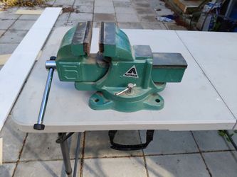 Benchtop Vise