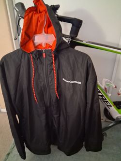 STATION CASINOS RAIN/ WINDBREAKER JACKET BRAND NEW SIZE MEDIUM/ LARGE