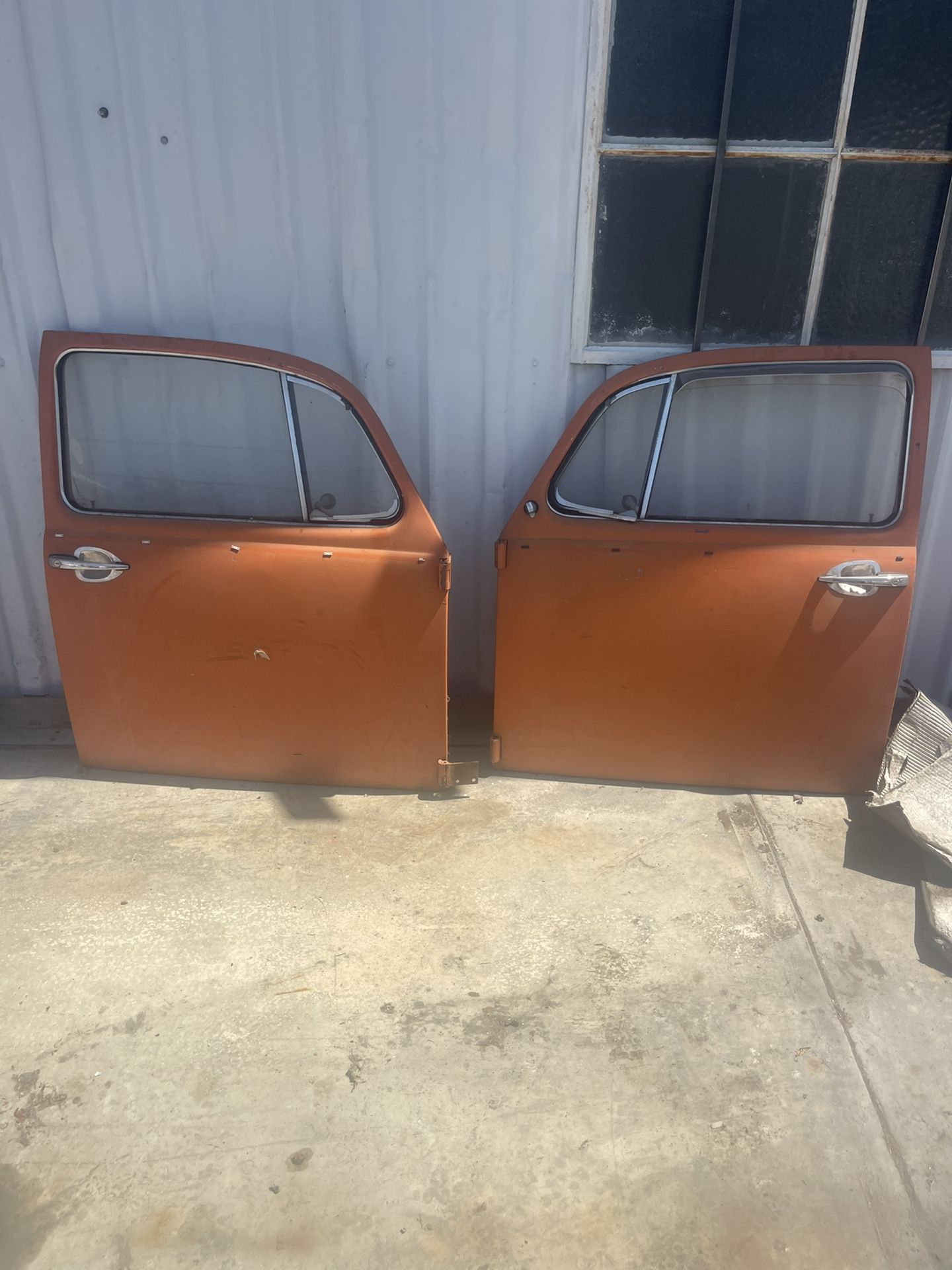 1(contact info removed) Vw Bugs  Drive And Passenger Doors