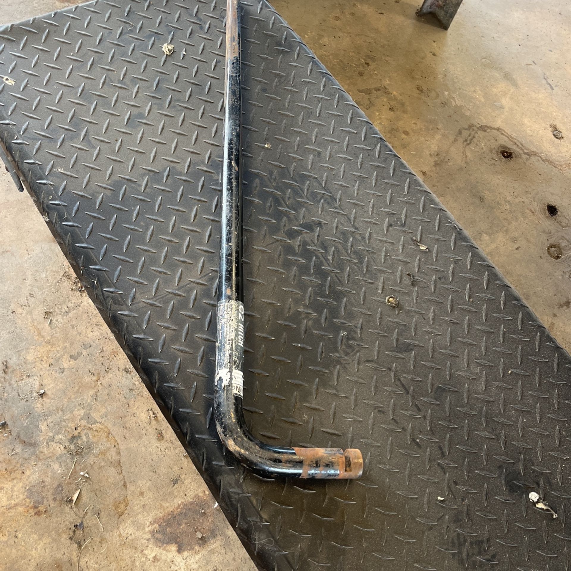 E2 Hitch Bar