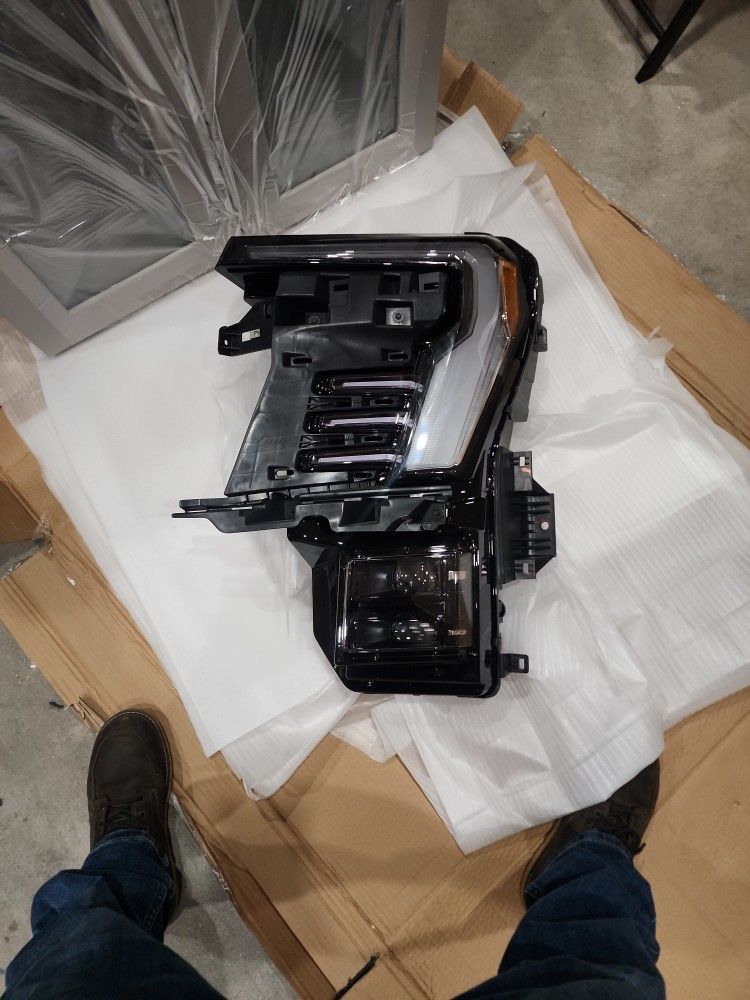 2025 Gmc Sierra Ev Headlight