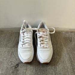 Women’s Reebok Classic Size 8.5