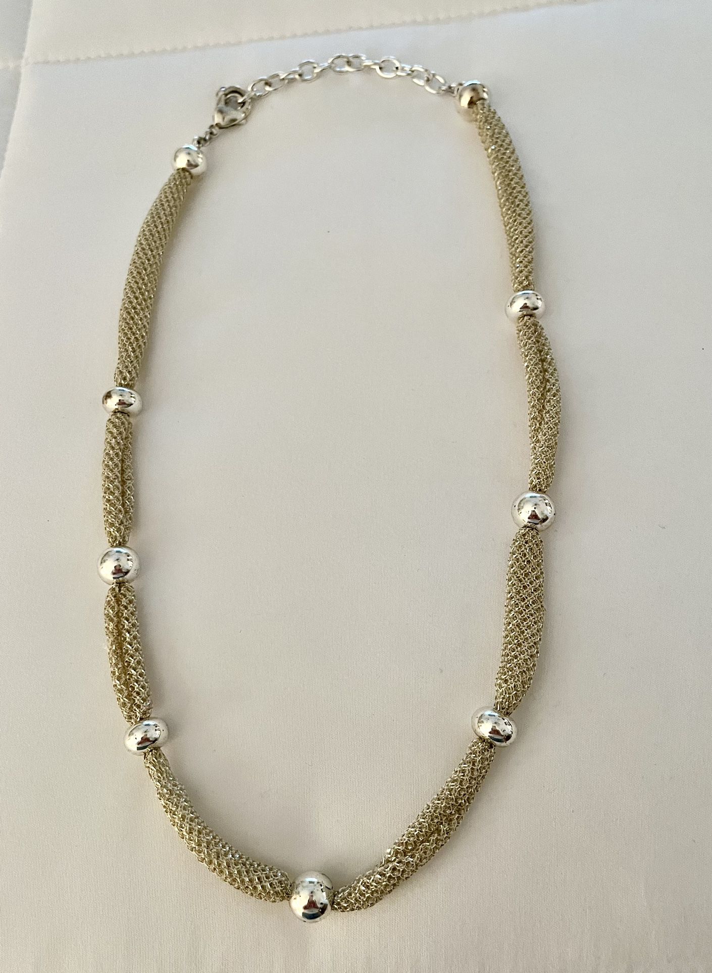 Fashion Necklace Silver Mesh And Beads
