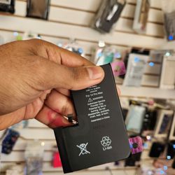 14 Pro Max Battery