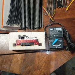 Brand New Tyco Train And Track Set