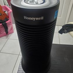Honeywell Allergen Plus True HEPA Tower Air Purifier - Black, HPA060