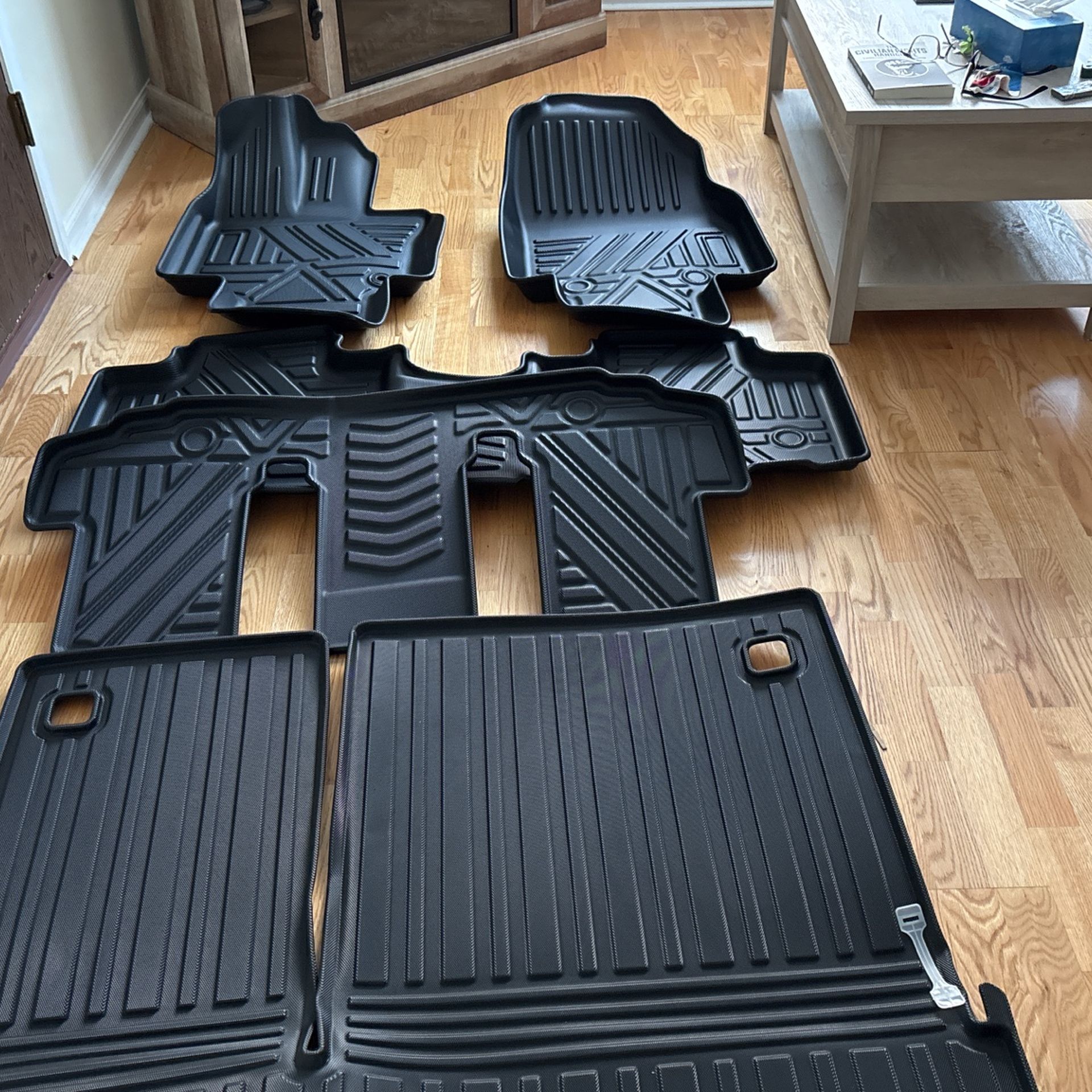Complete set of Floor Car Matt’s for Toyota Highlander 2020 through 2025  models