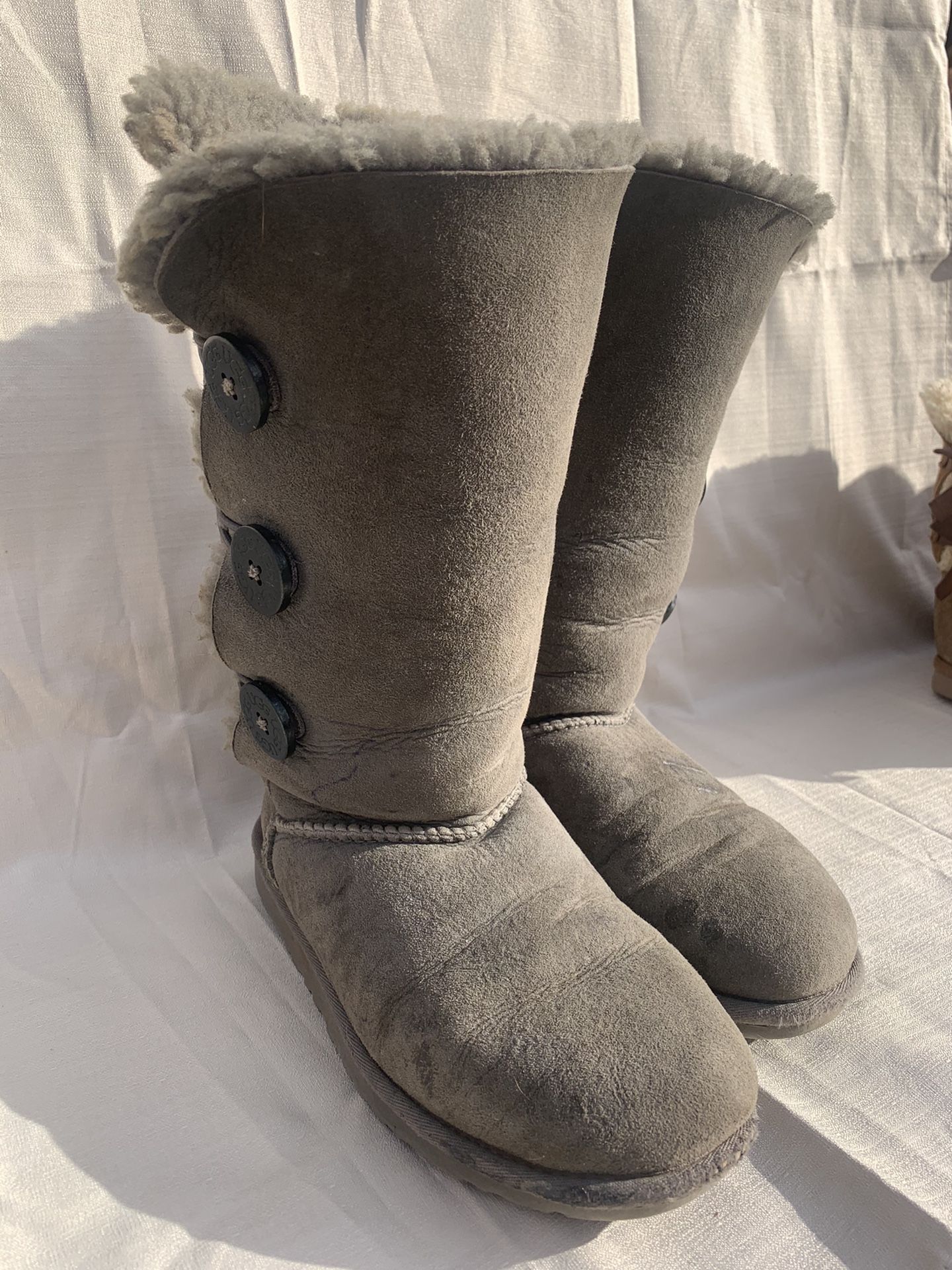 Ugg Grey Size  8