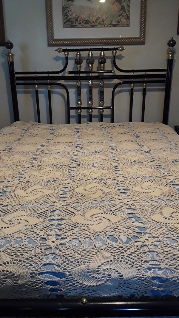 brass and marble queen bed for Sale in Tampa, FL - OfferUp