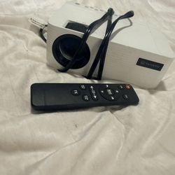 VANKYO PROJECTOR BRAND NEW 