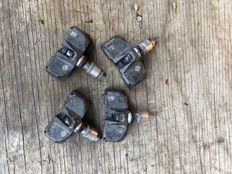 Bmw TPMS tire pressure monitoring sensors Set of 4 Beru m5