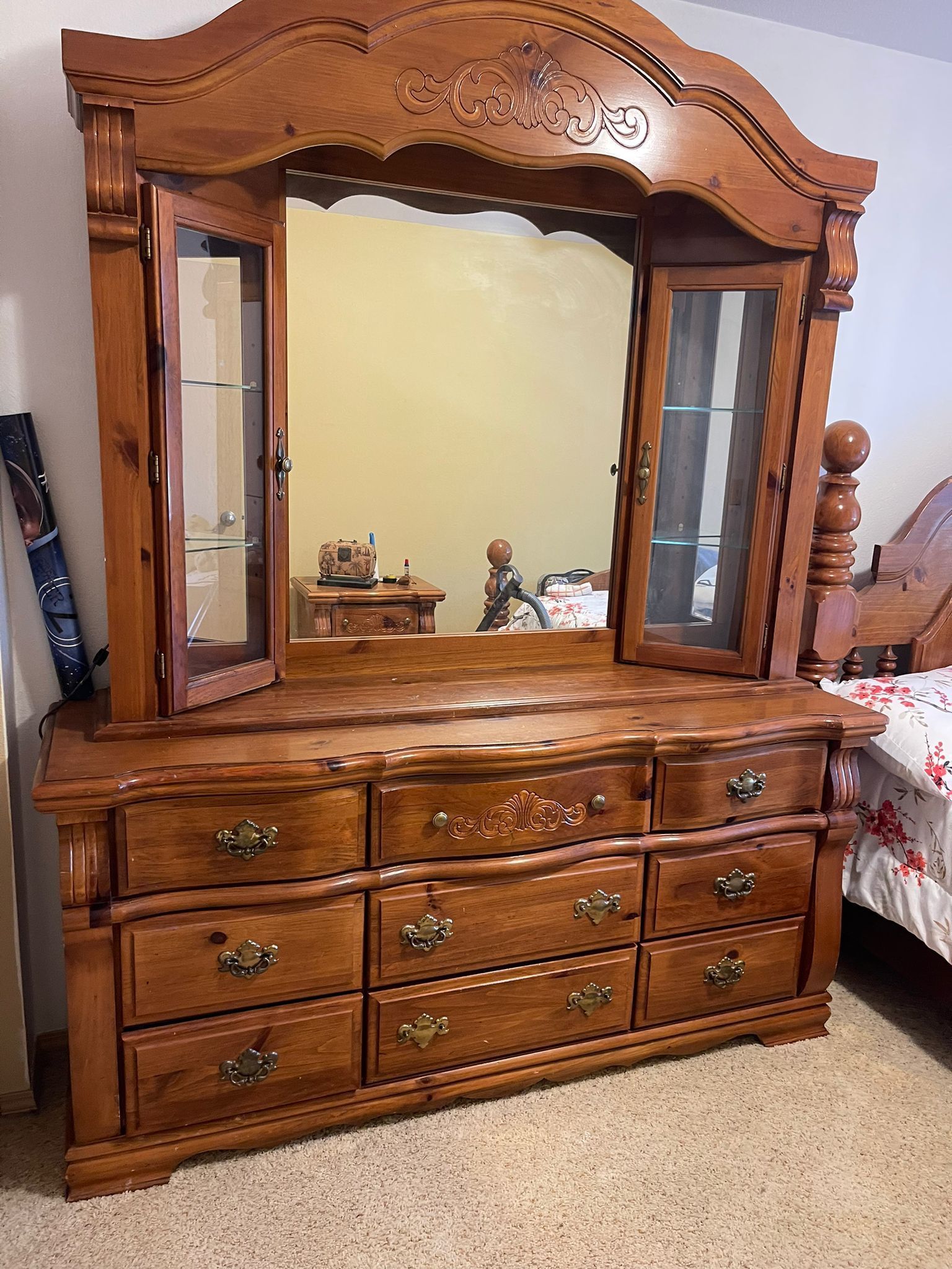 Furniture- dresser