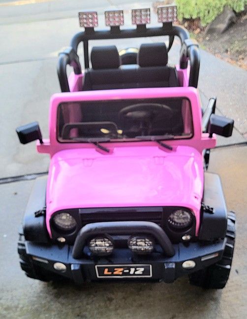 Kids Ride-On 12V Jeep Defender - Pink