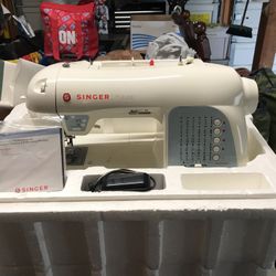 Singer Futura Embroidery Machine