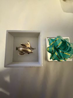 Gold Dolphin Ring