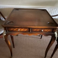 Game Table & Chairs 