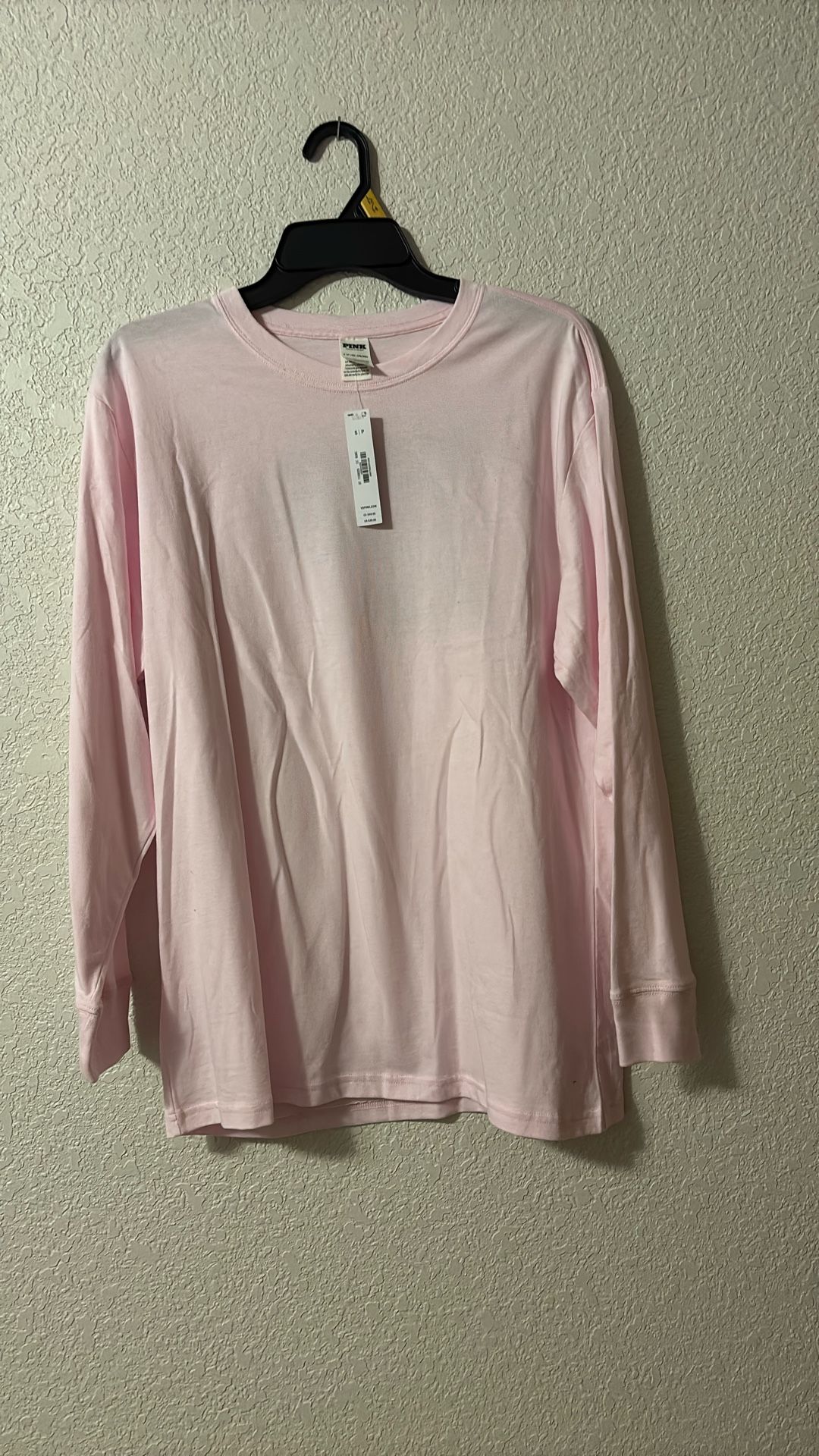 Pink Long sleeve. Size. Medium