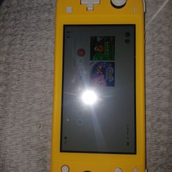 Nintendo Switch Light 
