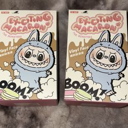 Exiting macaroons - the monsters Labubu