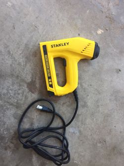 Staple/nail gun