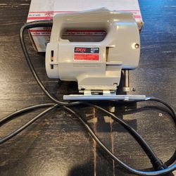 Vintage Jig Saw  in Excellent Condition $15