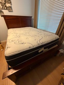 Full size bedroom set