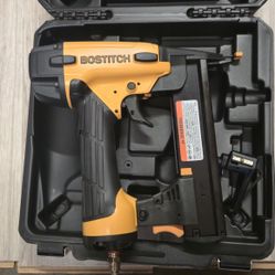 Bostitch 18 -Gauge 7/32-in Narrow crown Finish Pneumatic Stapler #2520
