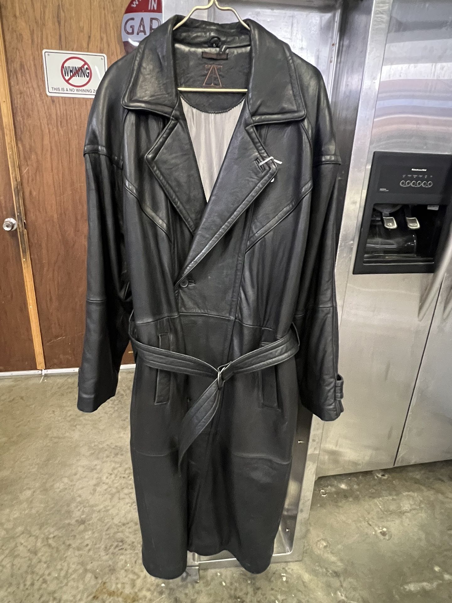 Men’s Zeidler & Zeidler Black Leather Coat