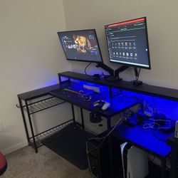 Gaming Desk With Built In Outlets&LEDs