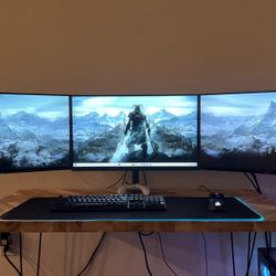 3 Acer Monitors