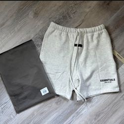 Essential Short 