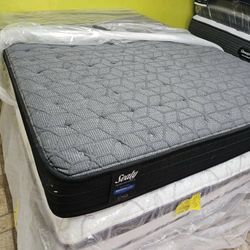 Mattress And Box Spring Queen Size 