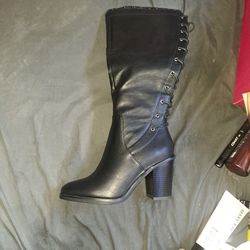 Lace Me Up Boots Size 7 Brand New
