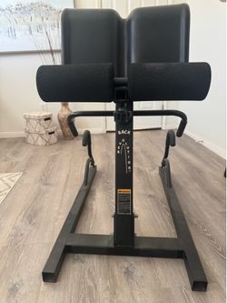 Back Revolution, black
