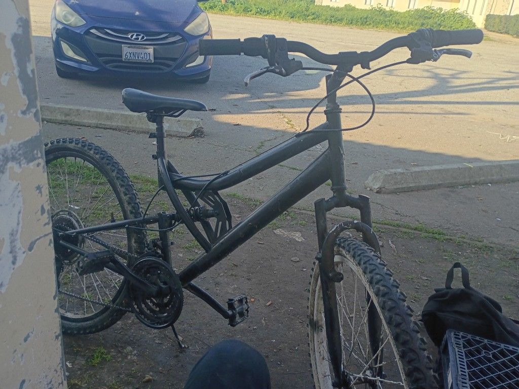 26-in Huffyy Full Suspension Mountain Bike