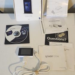 The image shows the packaging for an iRiver Clix portable media player. 