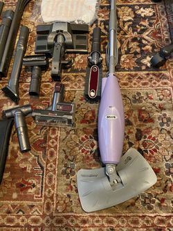 The Shark Hard Floor Genie-SELLING AS IS-NOT ALL PARTS AVAILABLE..LOCAL PICK UP ONLY!
