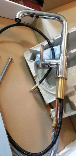 KOHLER Pull-Out kitchen faucet