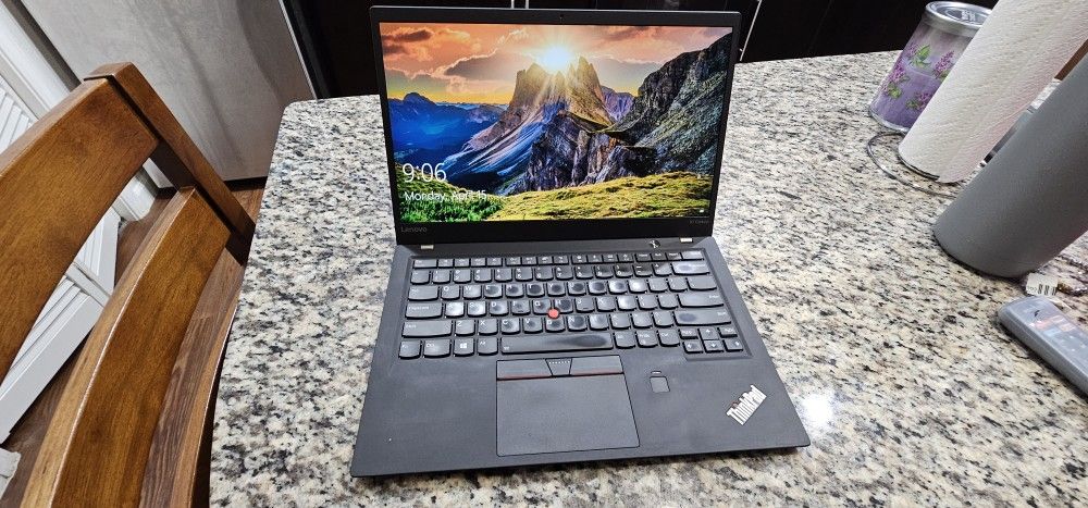 Lenovo X1 Carbon  i7