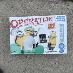 Despicable Me 2 Operation Silly Skill Game (Includes Exclusive Minions) - Collectible