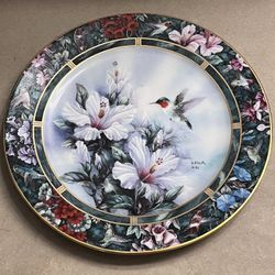 Lena Liu Ruby-Throated Hummingbird First Issue Collector Plate 1992