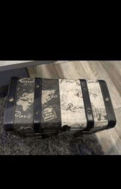Storage box