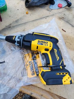 Firm Price 🛑 Dewalt 20v Xr drywall gun. Tool-Only used Good like new. Precio firme 🛑