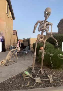 Brand new animatronic motion sensor plug in Halloween decoration
