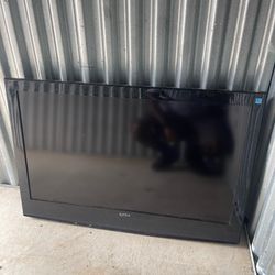 📀 Apex 40" TV – Great for DVD Players & Older Consoles
