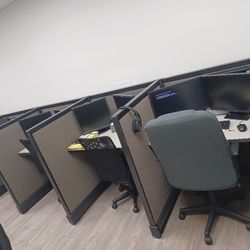 Office cubicles work stations for 12 people NEED GONE ASAP $695 Or Best Offer!