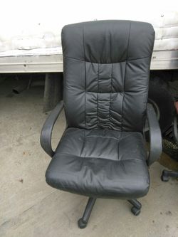 EXECUTIVE OFFICE CHAIR HIGH BACK READ DETAILS